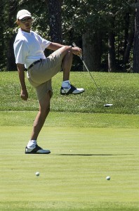 obama-golfing-198x300